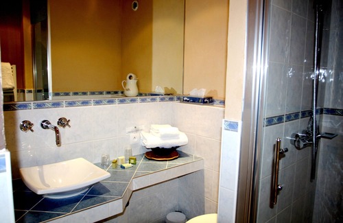 Mur-de-Barrez Hotel | Auberge du Barrez