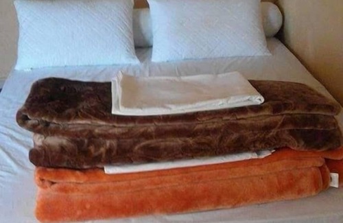 Tilougguite Hotel | Auberge La Cathedrale Imsfrane