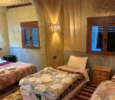 Bou Azmou Hotel | Auberge restaurant Afoud