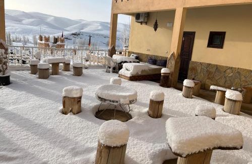 Bou Azmou Hotel | Auberge & Restaurant Agoudal