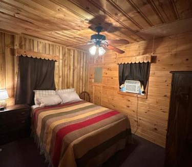Keeseville House | Augur Lake Cabin Escape