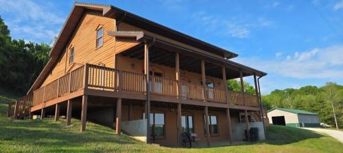 Chambersburg Bed & Breakfast | Augustus Lodge Bed & Breakfast