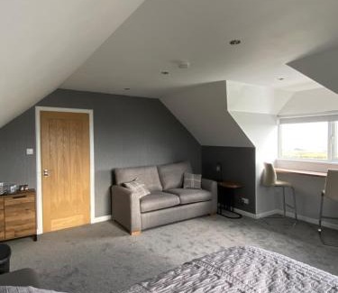 Kirkwall Bed & Breakfast | Aultnagar Accommodation