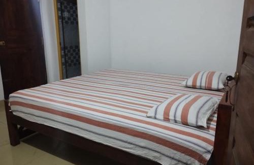 Mahasenpura Bed & Breakfast | Aura Holiday Inn