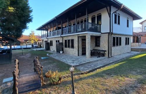 Dolna Banya House | Aura house