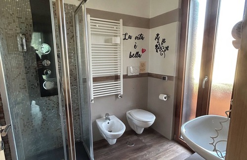 Aurelio Bed & Breakfast | Aurelia Garden Gold Bed & Breakfast