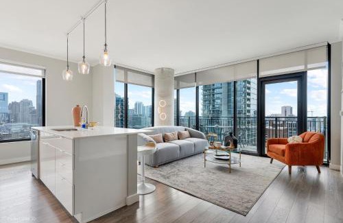 Near North Side Apartment | Aurelien Spacious Apartments in the Heart of Gold Coast