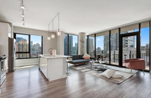 Near North Side Apartment | Aurelien Spacious Apartments in the Heart of Gold Coast