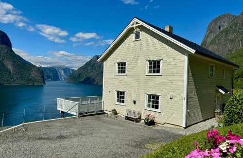 Aurland Villa | Aurlandsfjord Panorama
