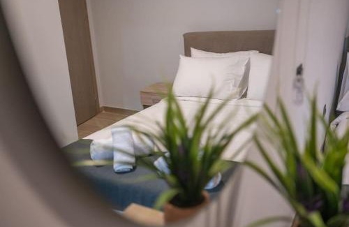 Marmari Apartment | Aurora Apartment, Room 2 - Cozy, close to the beach