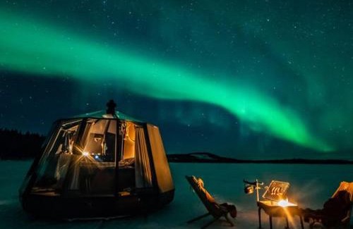 Jukkasjarvi House | Aurora River Camp Glass igloos & cabins