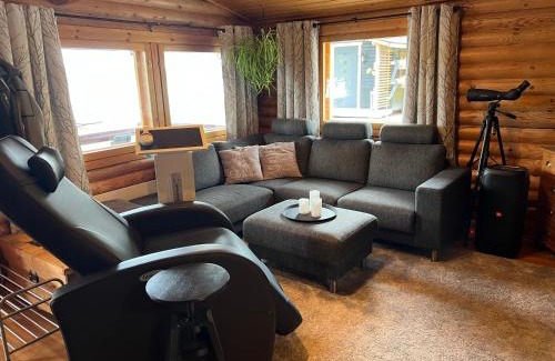 Viitasaari Boat Rental | AuroraHut Kivisalmi