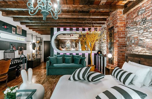 Como City Centre House | Aurum - Como Luxury Suites