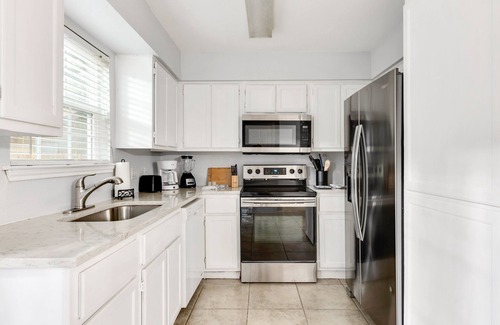 Sonesta West House | Austin Luxury Townhome
