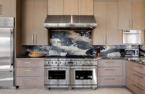 Ledge At Wild Basin House | Austin Skyline Views + Private Pool - Brigadoon!