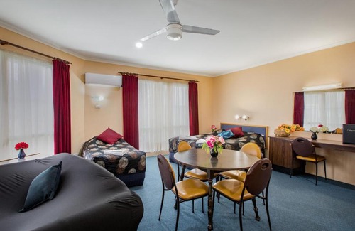 South Albury Hotel | Australia Park Motel