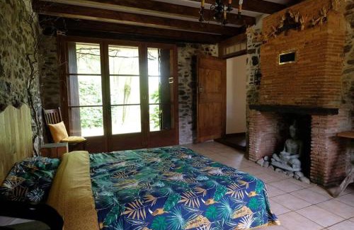 Troche House | Authentic French house with great view 4 bedrooms and a lot of land