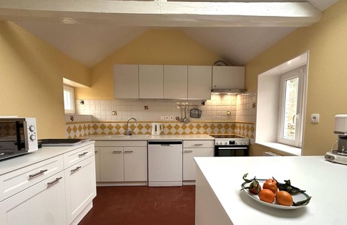 Lurcy-Levis Cottage | Authentic house with large garden and modern comfort in Lurcy-Lévis