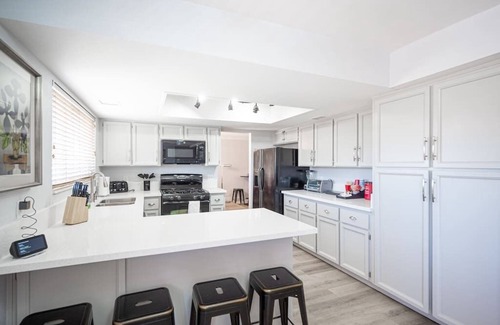 Green Valley North House | Authentic Vacation! Relaxing stay!