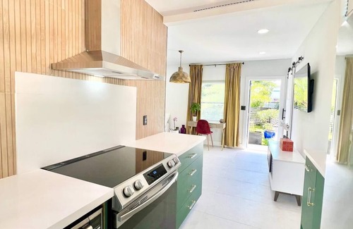 El Portal Apartment | Autumn At The Carrington- 2 Bedroom 1 Bathroom