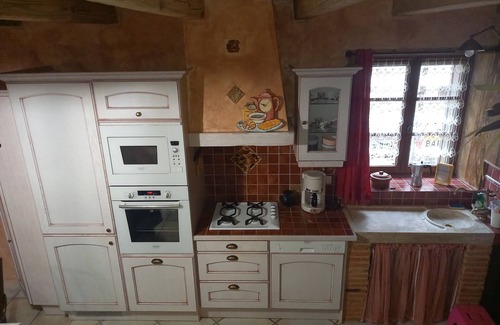 Lavaudieu House | Auvergne house in lavaudieu