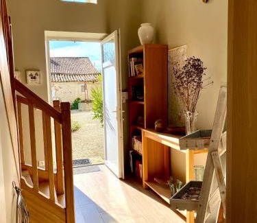 Aumagne House | Aux Agapanthes, Maison d'Hôtes Charentaise de Charme
