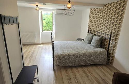 Castelnau-de-Levis House | Aux deux Marronniers Cathares