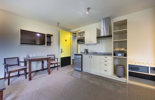 Petone Apartment | Ava Lodge