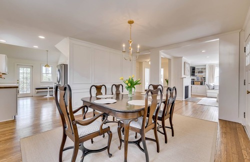 Summerville House | Available Masters 2025! On the Hill! Renovated 4Br3Ba historic neighborhood