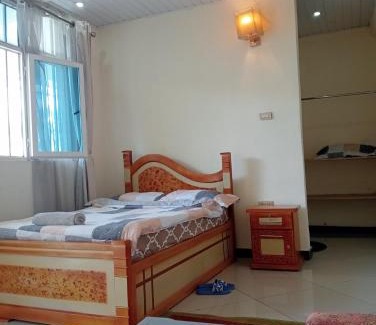 Nifas Silk-Lafto House | Avi Guest house
