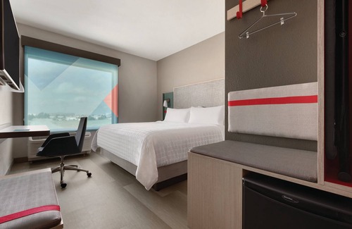 Midland Hotel | avid hotel Midland by IHG
