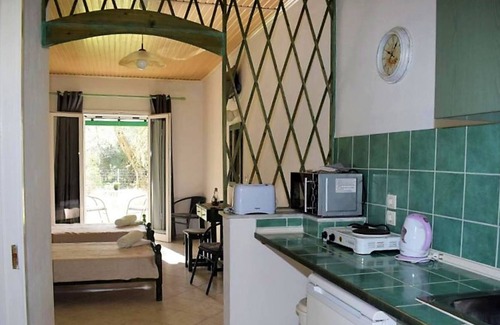 Kavos Apartment | Avonlea Garden Studio A1