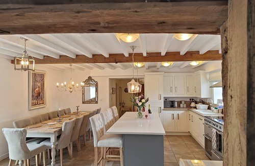 Bradbourne House | AWARD-WINNING, 5* LUXURY, THE WATER MILL, DERBYSHIRE, SLEEPS 14-16 PERSONS