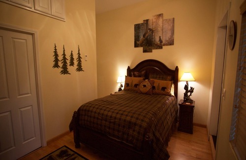 Cedar Ridge Bed & Breakfast | Away from city lights, nestled in the Foothills of the Sierra Nevada Mountains