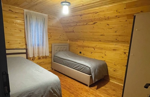 Yomra House | away from the hustle and bustle of the city, and very close to the center.