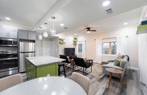 Ferndale Apartment | Away in the Woods~ Pinnacle, Wi-Fi