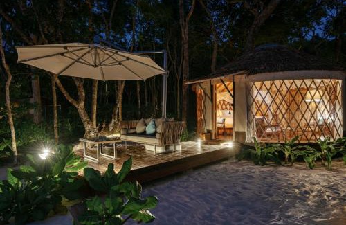 Kawthaung Hotel | Awei Pila (Mergui Archipelago)