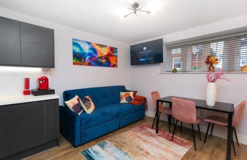 Twickenham Riverside Apartment | Awesome 1 bedroom flat in Twickenham