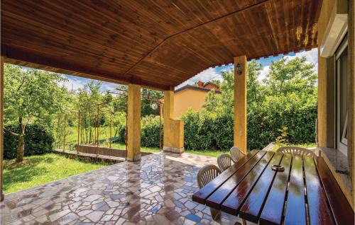 Veli Brgud Apartment | Awesome Apartment In Bresca