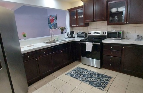 Bouvet Island Condo | Awesome condo steps from Cariari golf Club, SJO airport and many restaurants