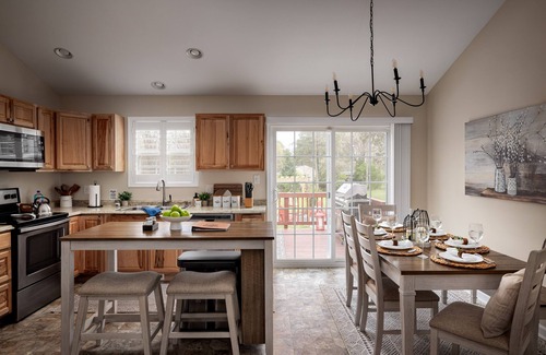 Millville House | AWESOME Family Cottage - 6 Mins to River, Hiking & Wineries