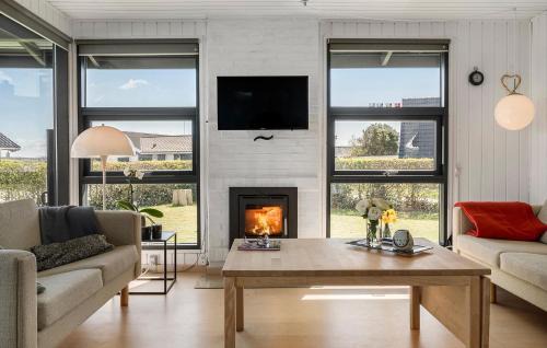 Hvidbjerg Strand House | Awesome Home In Børkop