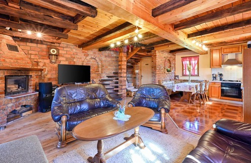 Breznik Plesivicki House | Awesome home in Dubranec with WiFi