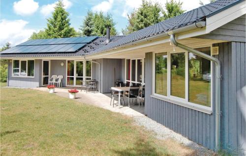 Farvang House | Awesome Home In Fårvang With Wifi