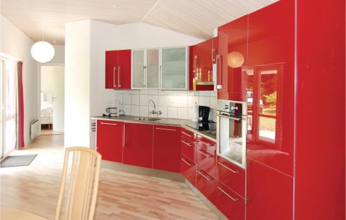 Farvang House | Awesome Home In Fårvang With Wifi