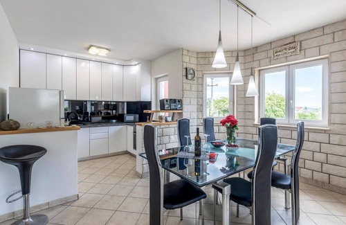 Rudine House | Awesome home in Kastel Novi