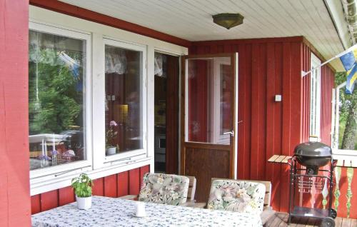 Munkedal House | Awesome Home In Munkedal With Wifi