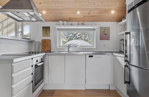 Stege House | Awesome home in Stege with 4 Bedrooms and WiFi