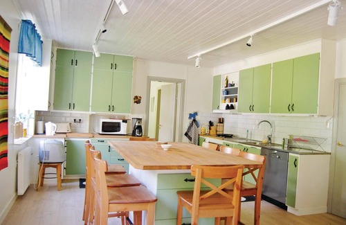 Vintjarn House | Awesome home in Svärdsjö with sauna