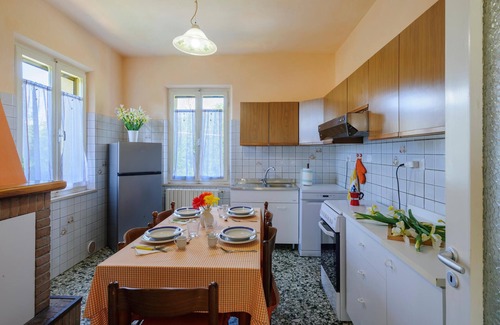 Montefalcone Appennino House | Awesome home in Montefalcone Appennino